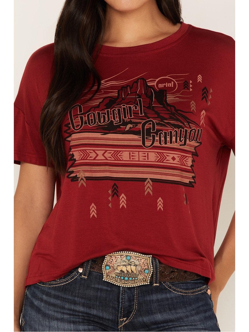 Ariat Cowgirl Canyon Graphic Tee Red Southwestern Oversized Western‎ T-Shirt